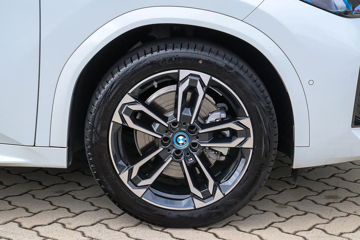 2024 BMW iX2 xDrive30 M Sport U10