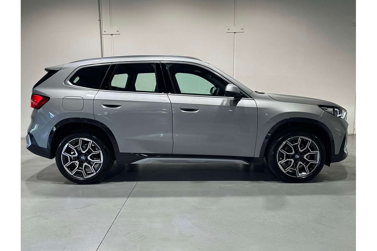 2024 BMW X1 sDrive18i U11