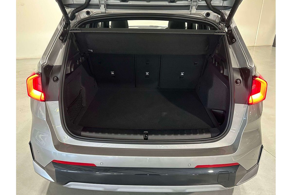 2024 BMW X1 sDrive18i U11