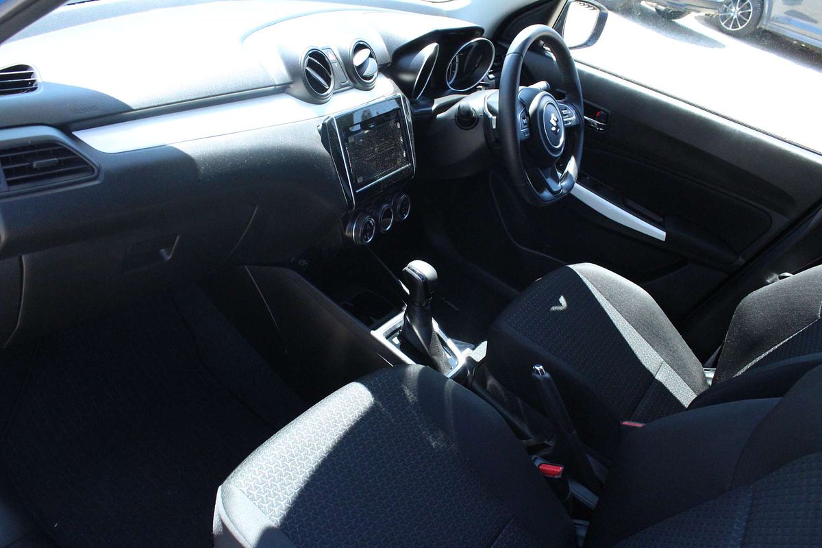 2017 Suzuki Swift GLX Turbo AZ