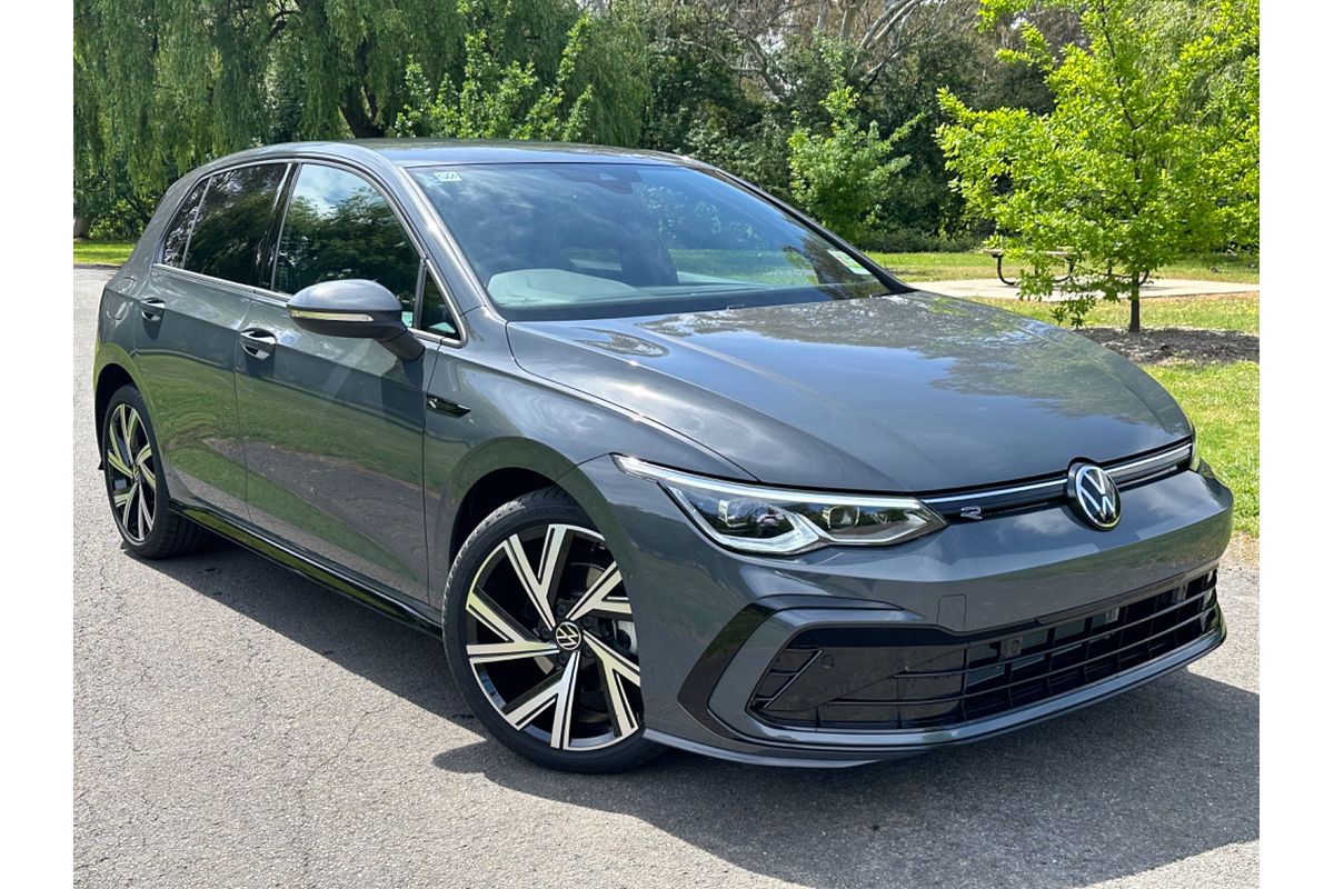 2024 Volkswagen Golf 110TSI R-Line 8