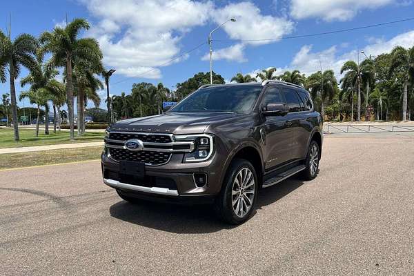 2022 Ford Everest Platinum