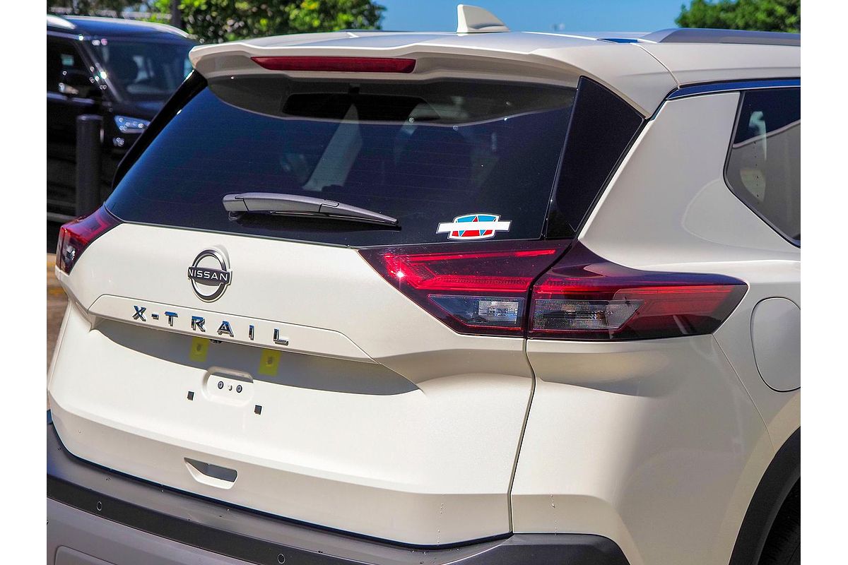 2024 Nissan X-TRAIL ST-L T33