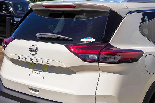 2024 Nissan X-TRAIL ST-L T33