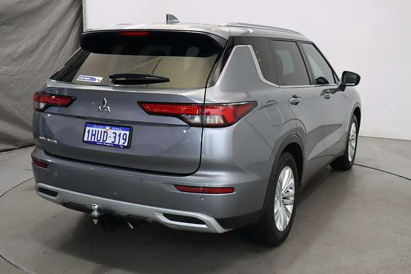 2023 Mitsubishi Outlander LS ZM