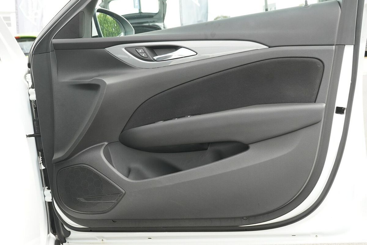 2019 Holden Commodore LT ZB