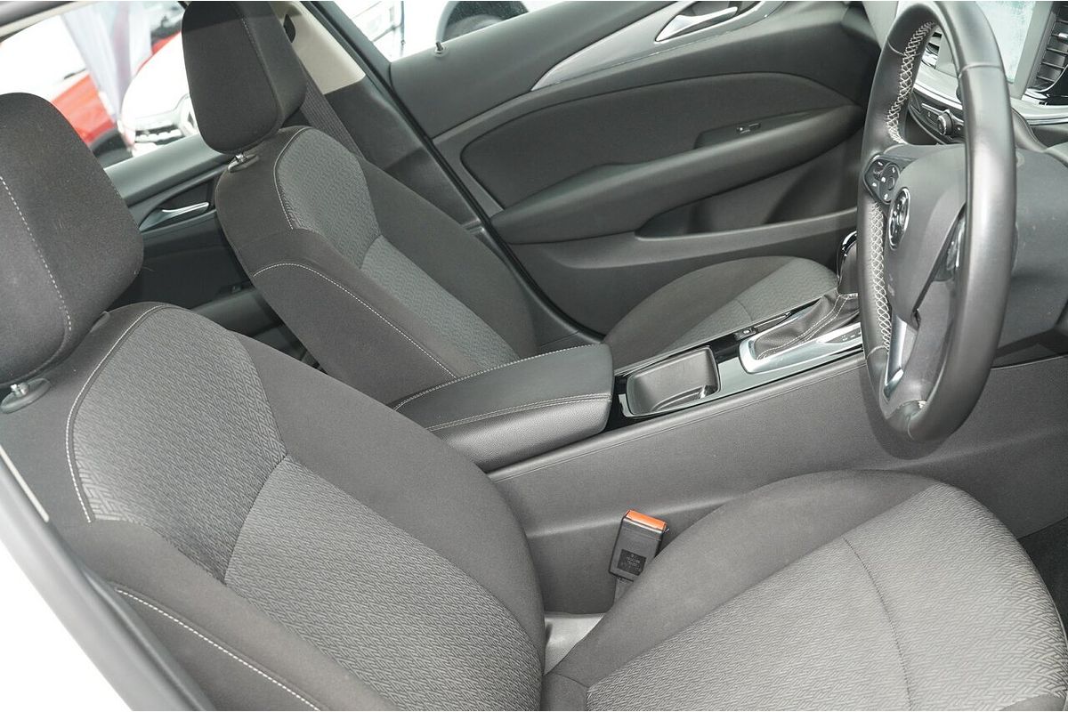 2019 Holden Commodore LT ZB