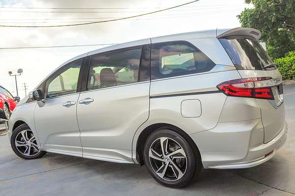 2016 Honda Odyssey VTi-L 5th Gen