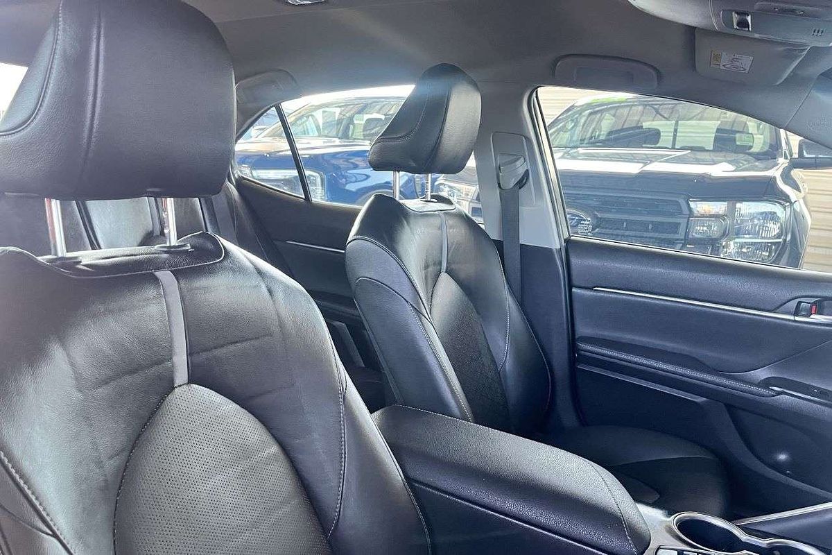 2019 Toyota Camry SX ASV70R