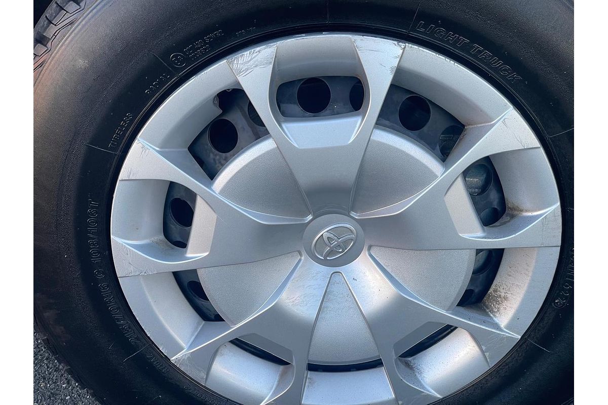 2022 Toyota Hiace GDH320R