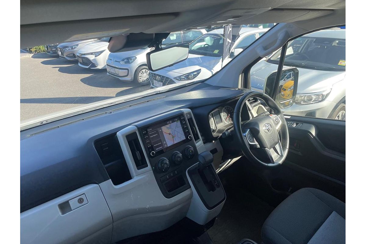2022 Toyota Hiace GDH320R
