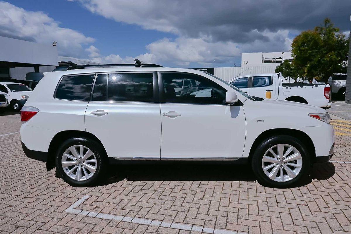 2013 Toyota Kluger Altitude in Crystal Pearl Used SUV Morley WA
