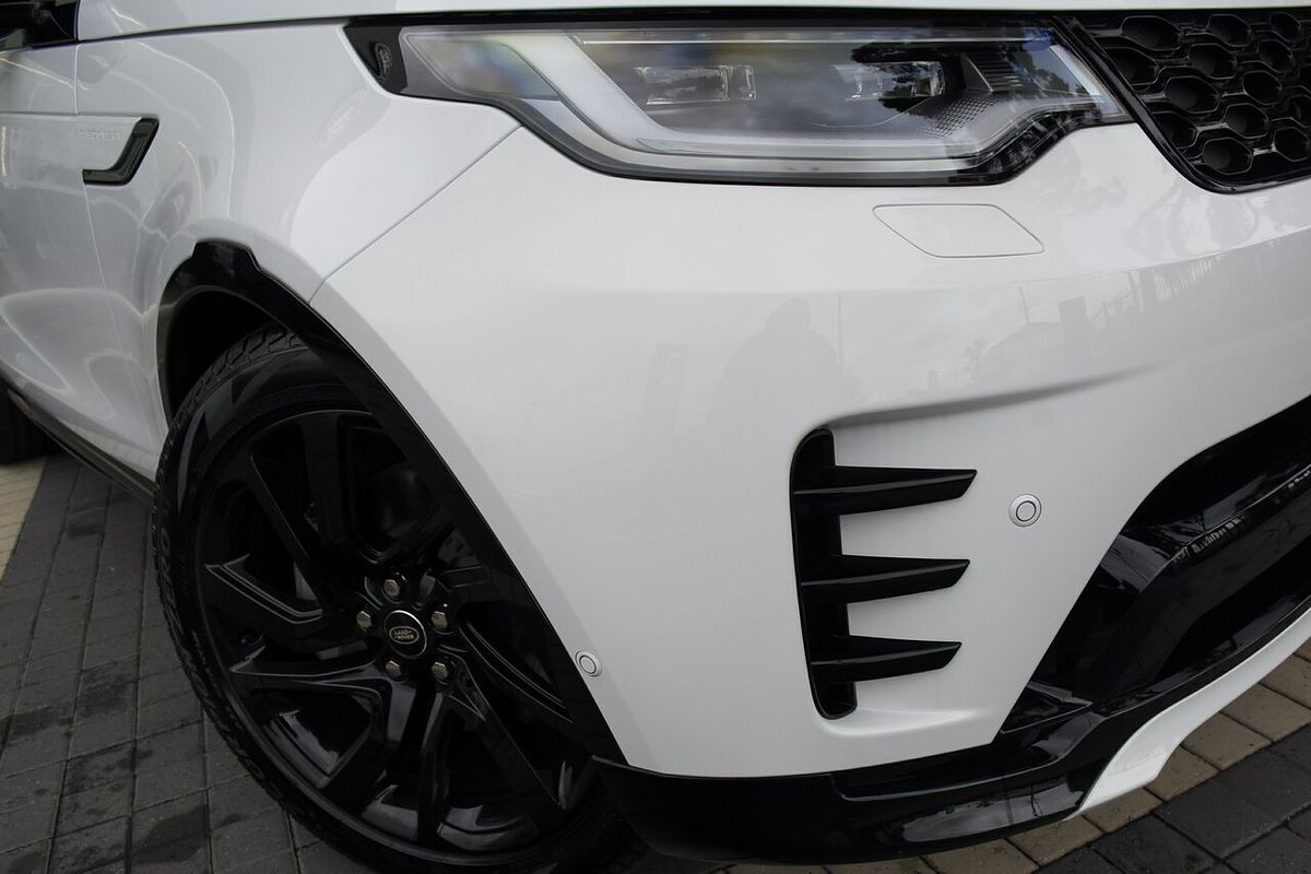 2024 Land Rover Discovery D300 Dynamic SE Series 5