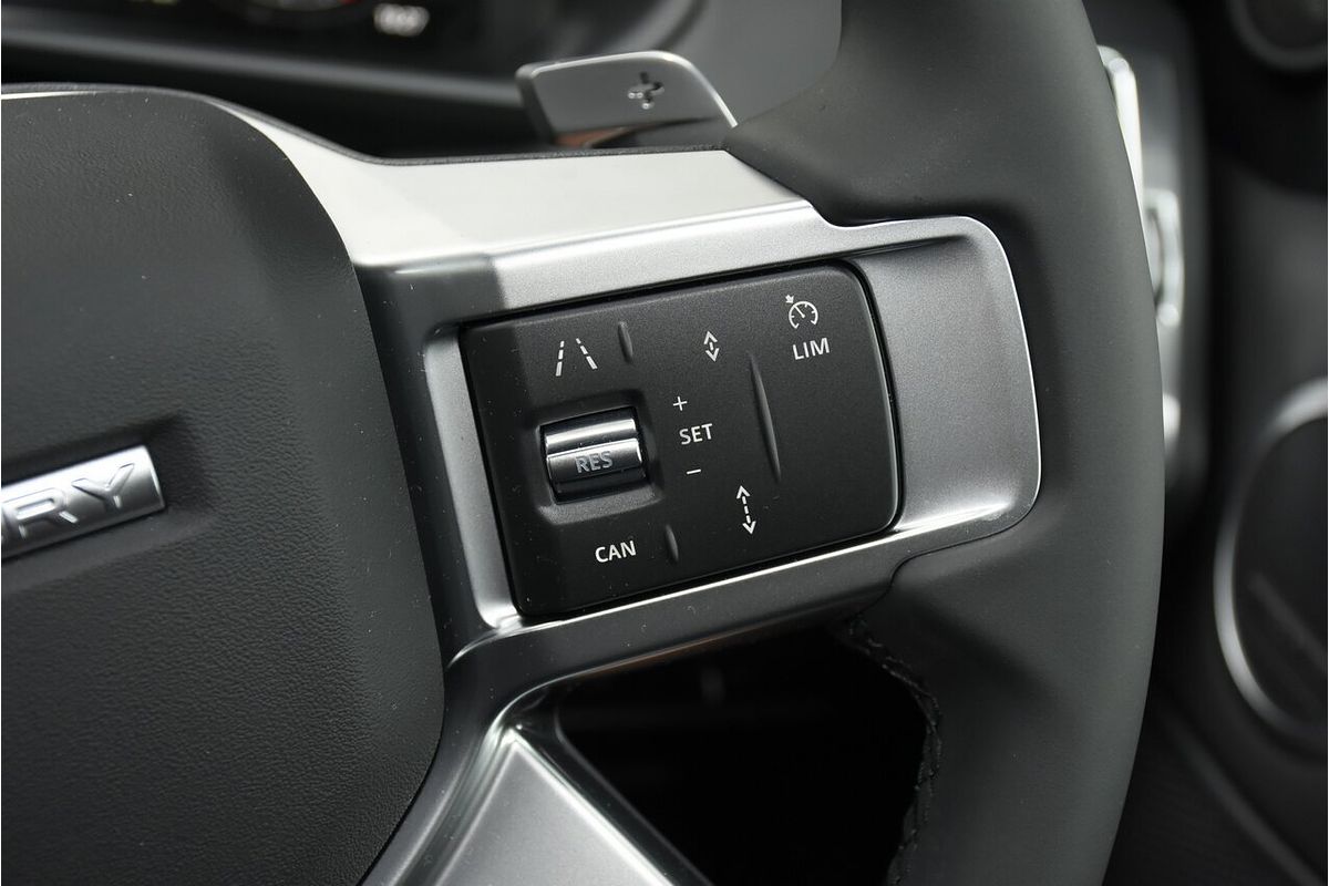 2024 Land Rover Discovery D300 Dynamic SE Series 5