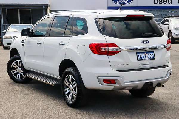 2016 Ford Everest Titanium UA