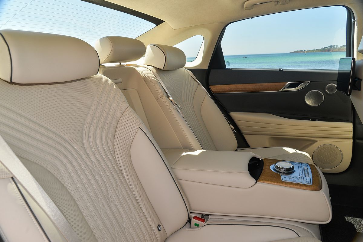 2023 Genesis G80 3.5T AWD Luxury RG3.V3