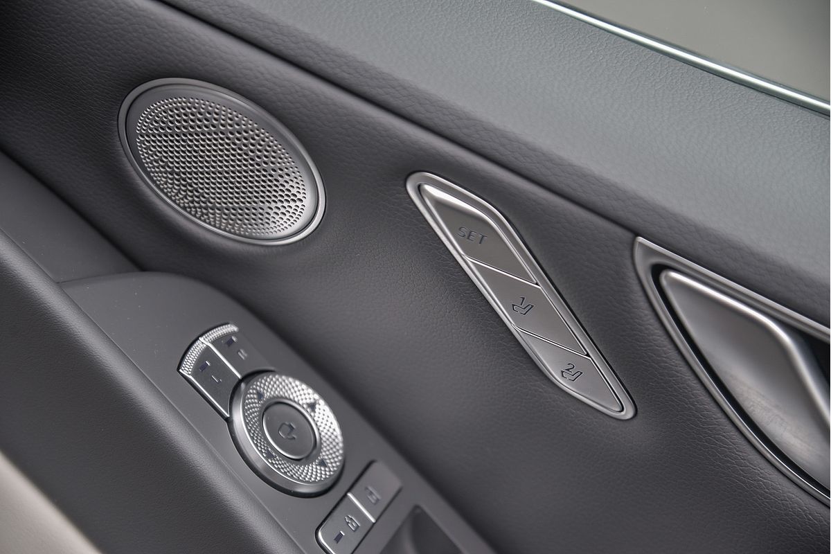 2023 Genesis G80 3.5T AWD Luxury RG3.V3