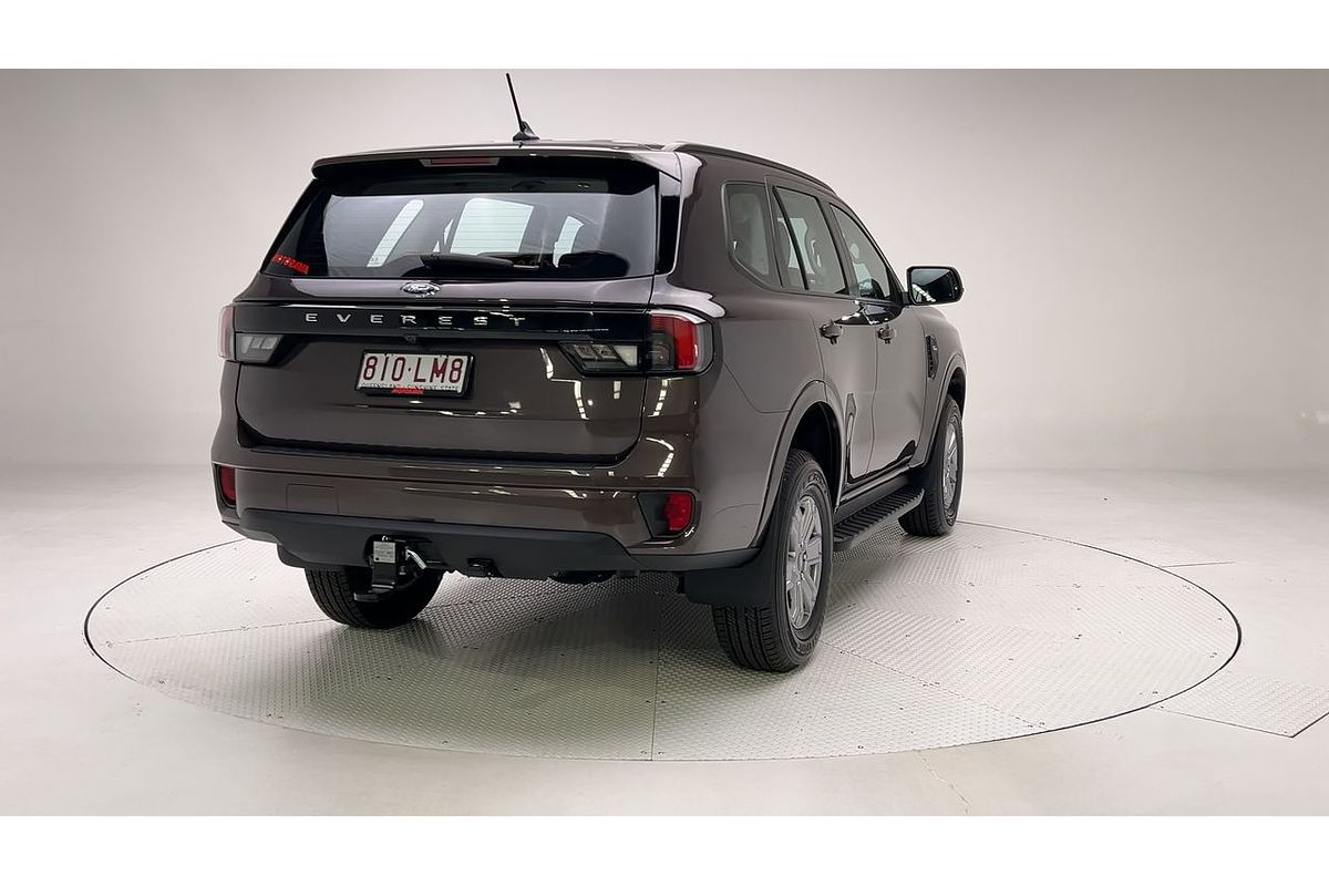 2024 Ford Everest Ambiente 2.0L