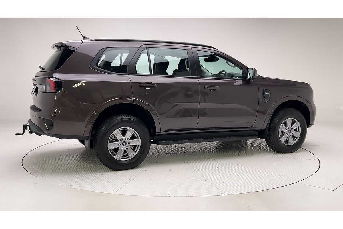 2024 Ford Everest Ambiente 2.0L