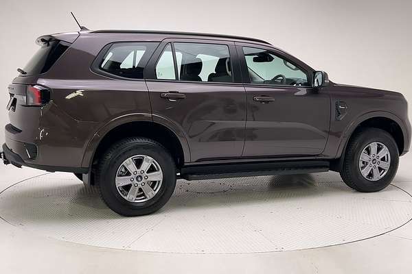 2024 Ford Everest Ambiente