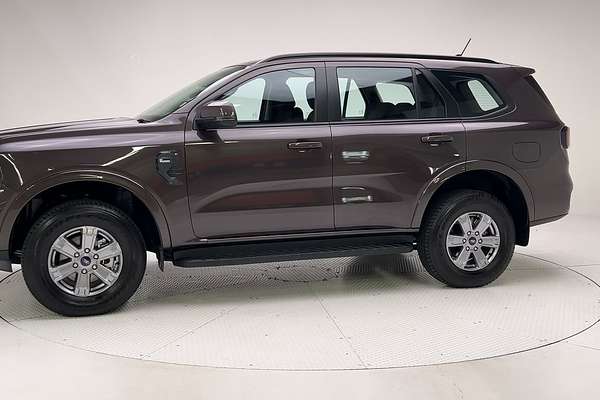 2024 Ford Everest Ambiente 2.0L