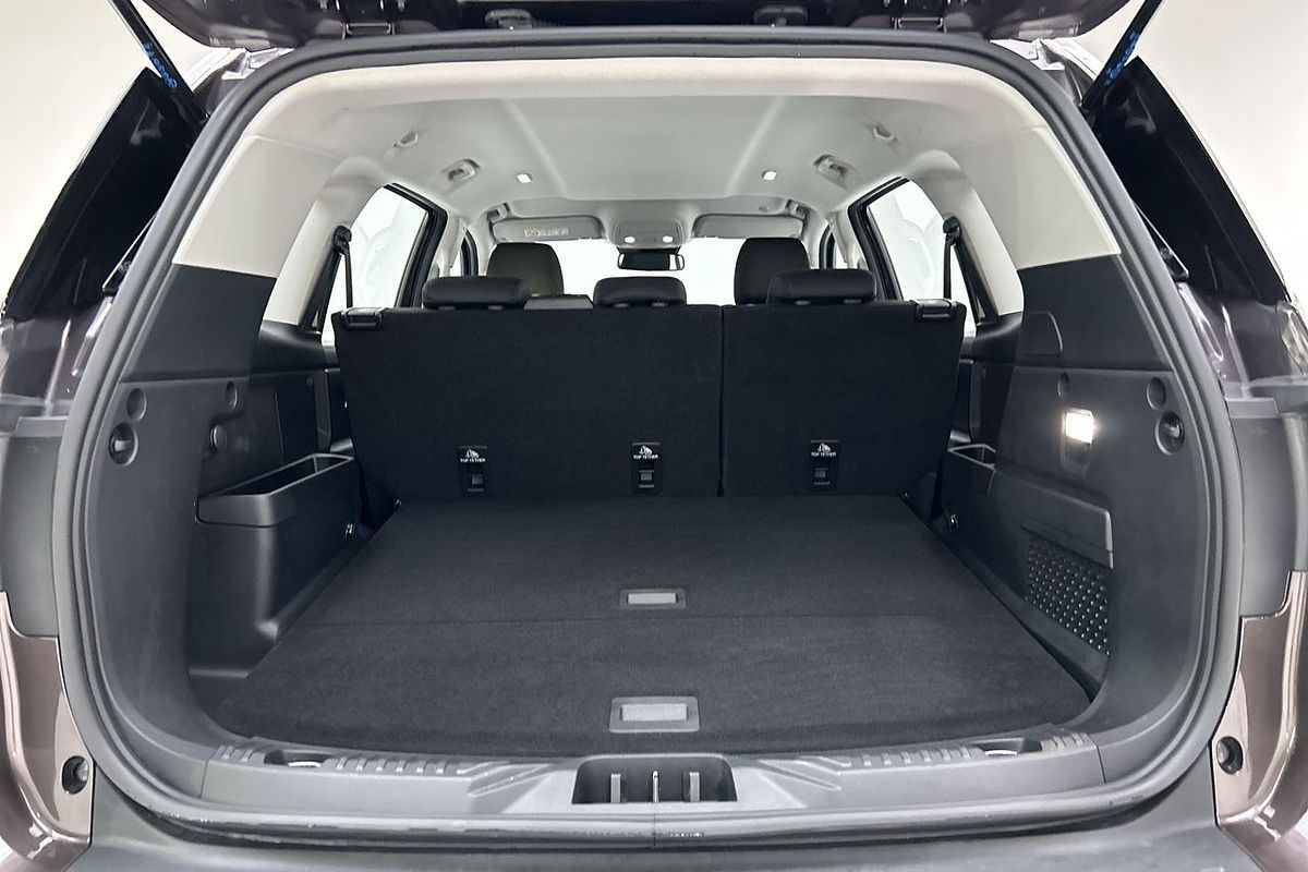 2024 Ford Everest Ambiente 2.0L