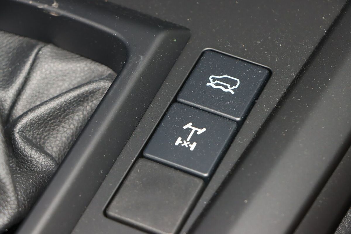 2024 Isuzu D-MAX SX 4X4