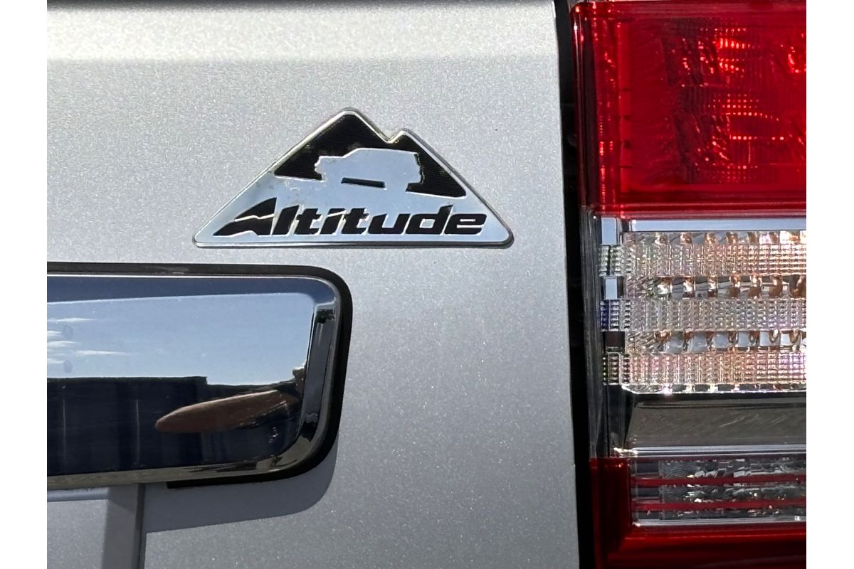 2015 Toyota Landcruiser Prado Altitude KDJ150R