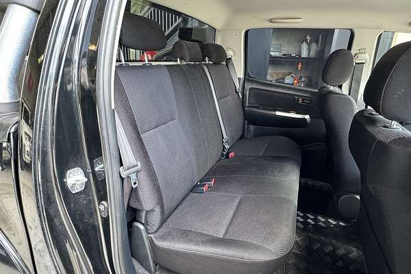 2015 Toyota Hilux SR5 (4x4) KUN26R MY14 4X4