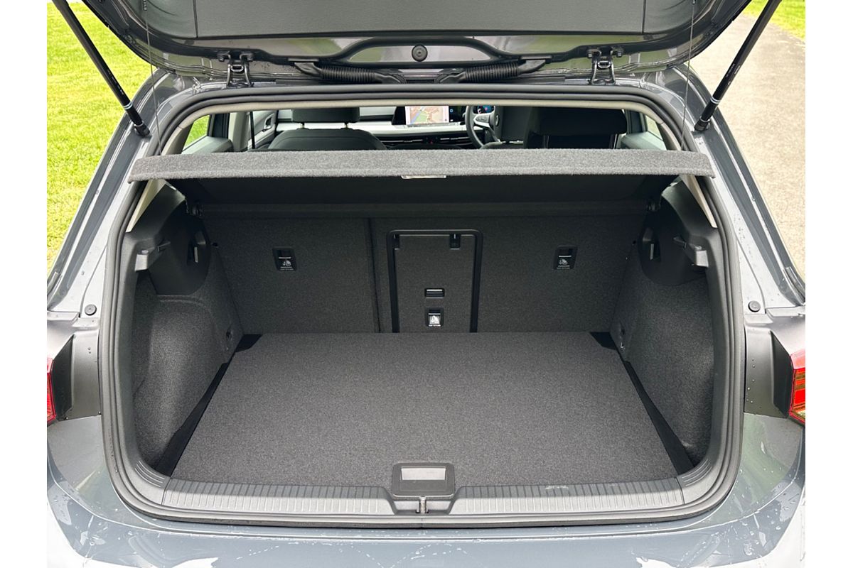 2024 Volkswagen Golf 110TSI Life 8