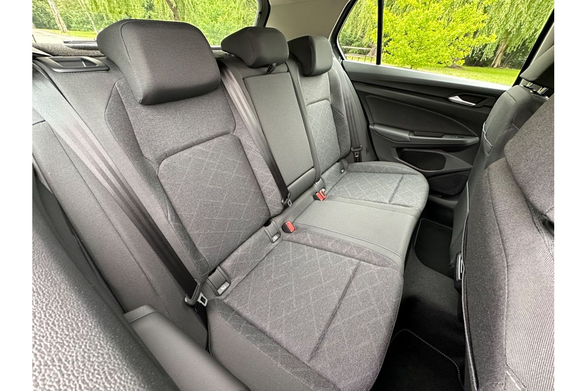 2024 Volkswagen Golf 110TSI Life 8