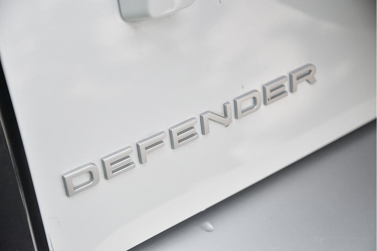 2023 Land Rover Defender 110 P300 L663