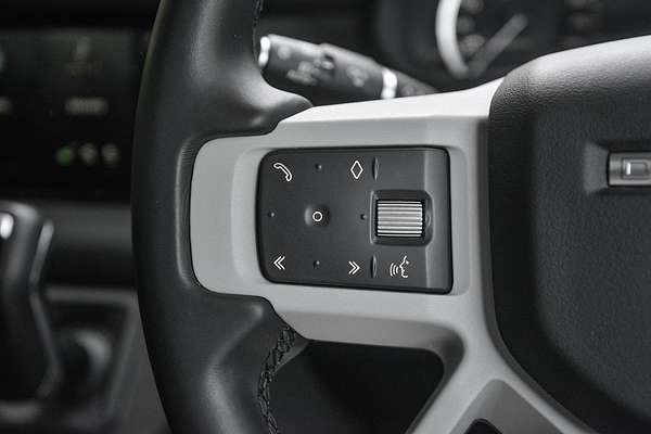 2023 Land Rover Defender 110 P300 L663