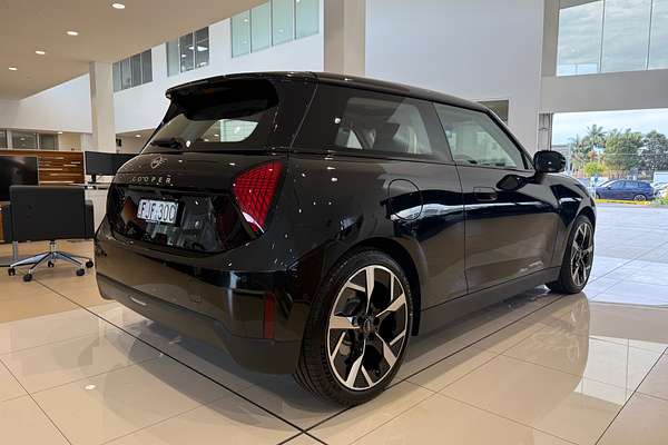 2024 MINI Cooper E Classic J01