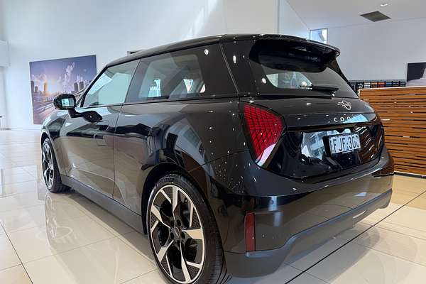 2024 MINI Cooper E Classic J01
