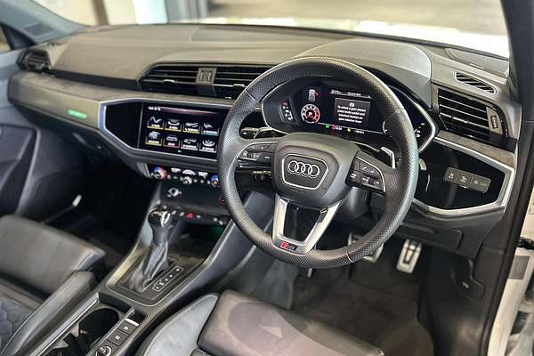 2021 Audi RS Q3 F3