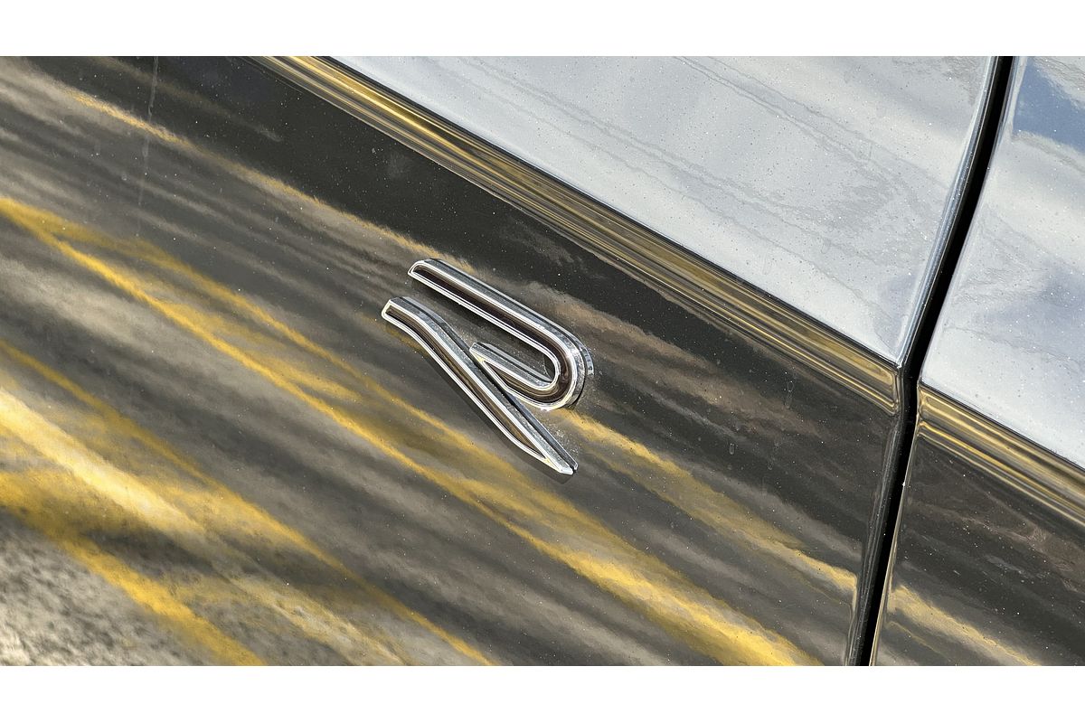 2024 Volkswagen Touareg 210TDI R-Line RC