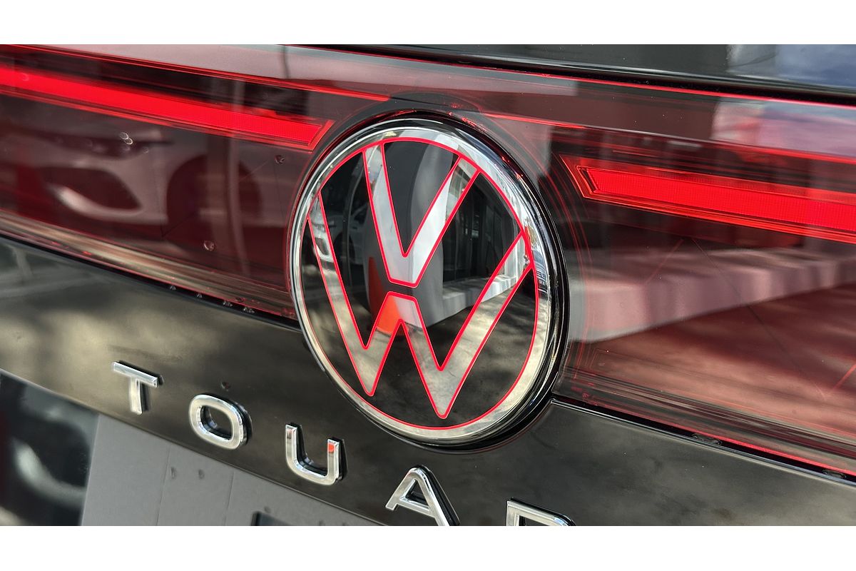 2024 Volkswagen Touareg 210TDI R-Line RC