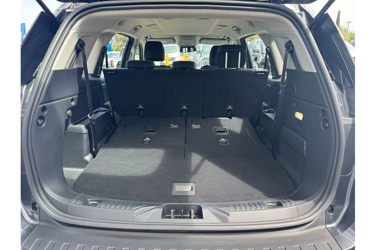 2024 Ford Everest Ambiente