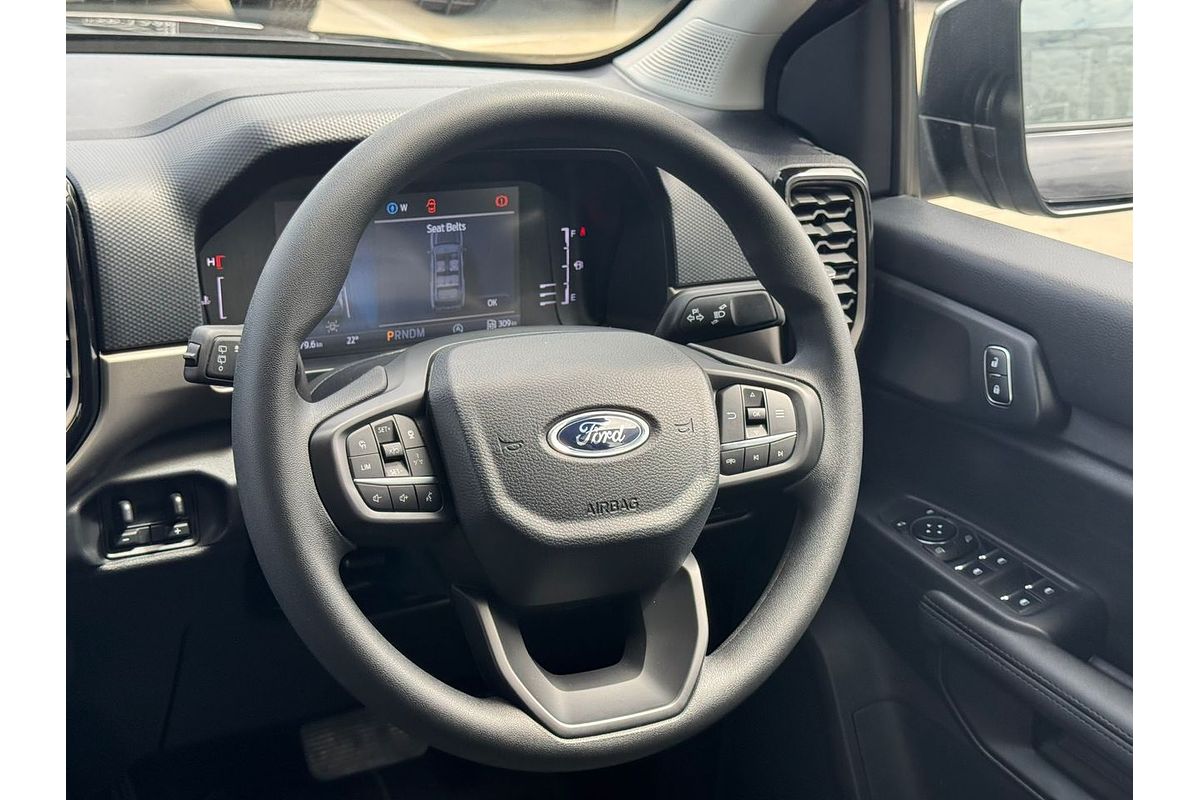 2024 Ford Everest Ambiente