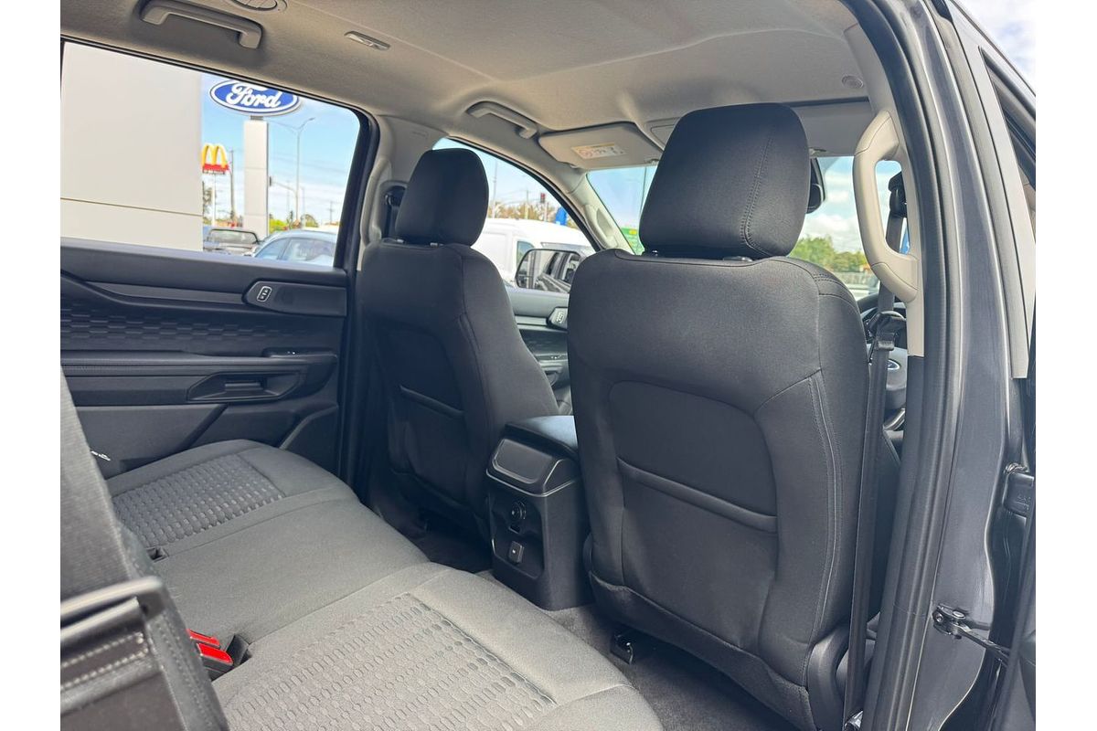 2024 Ford Everest Ambiente