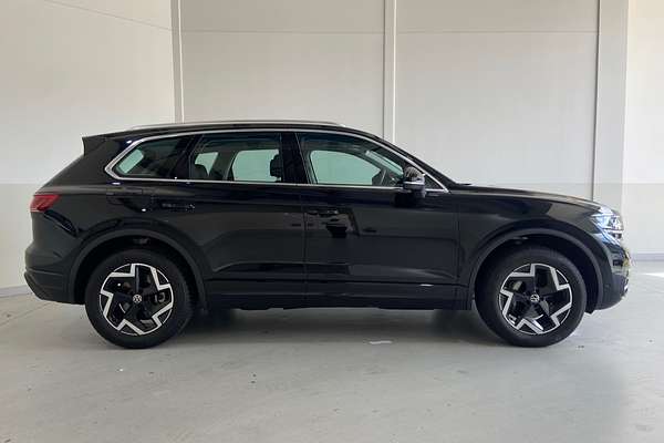 2024 Volkswagen Touareg 170TDI RC