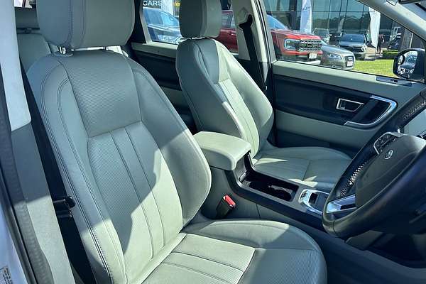 2017 Land Rover Discovery Sport Si4 SE L550