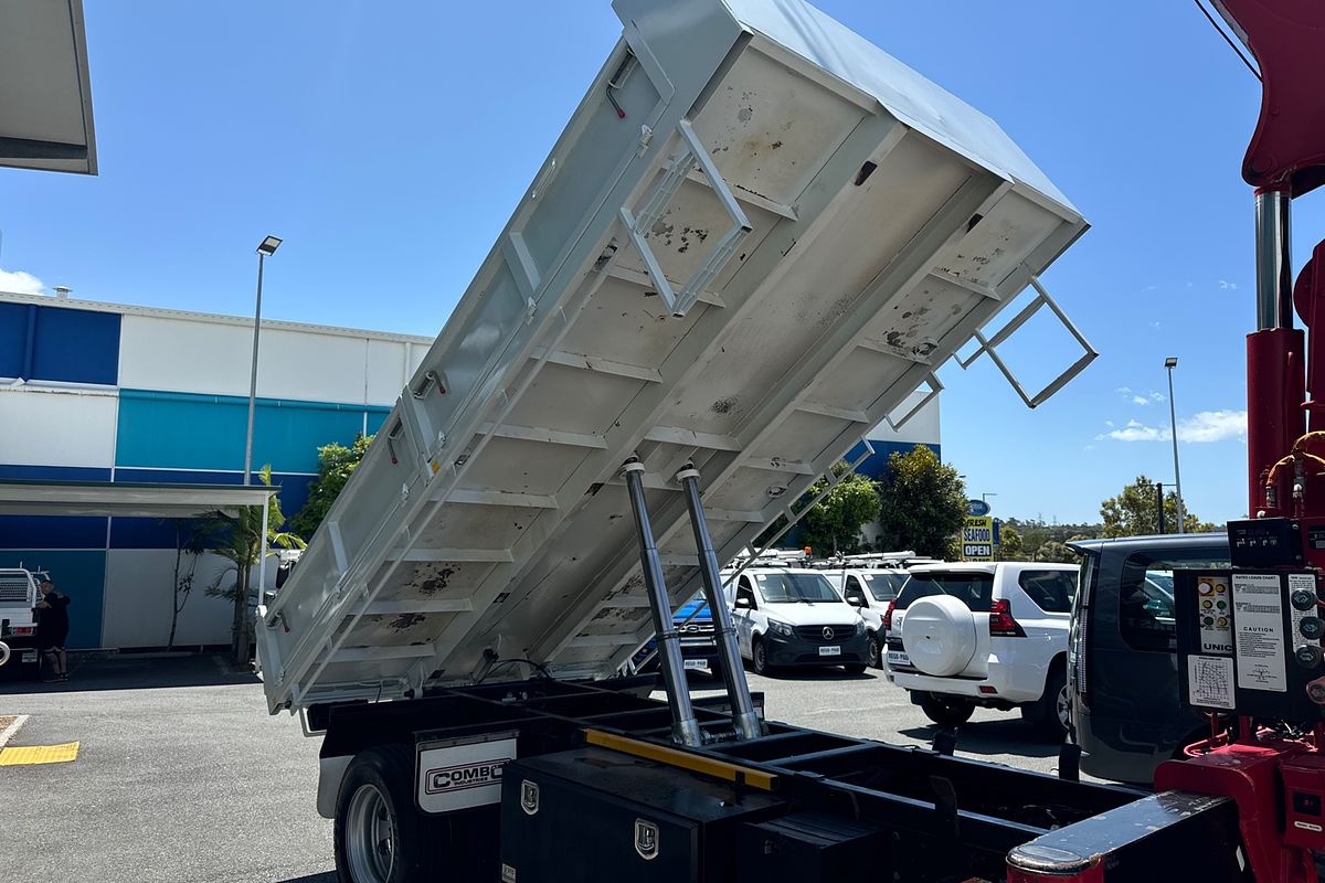 2017 Fuso Fighter 1424 4x2 LWB