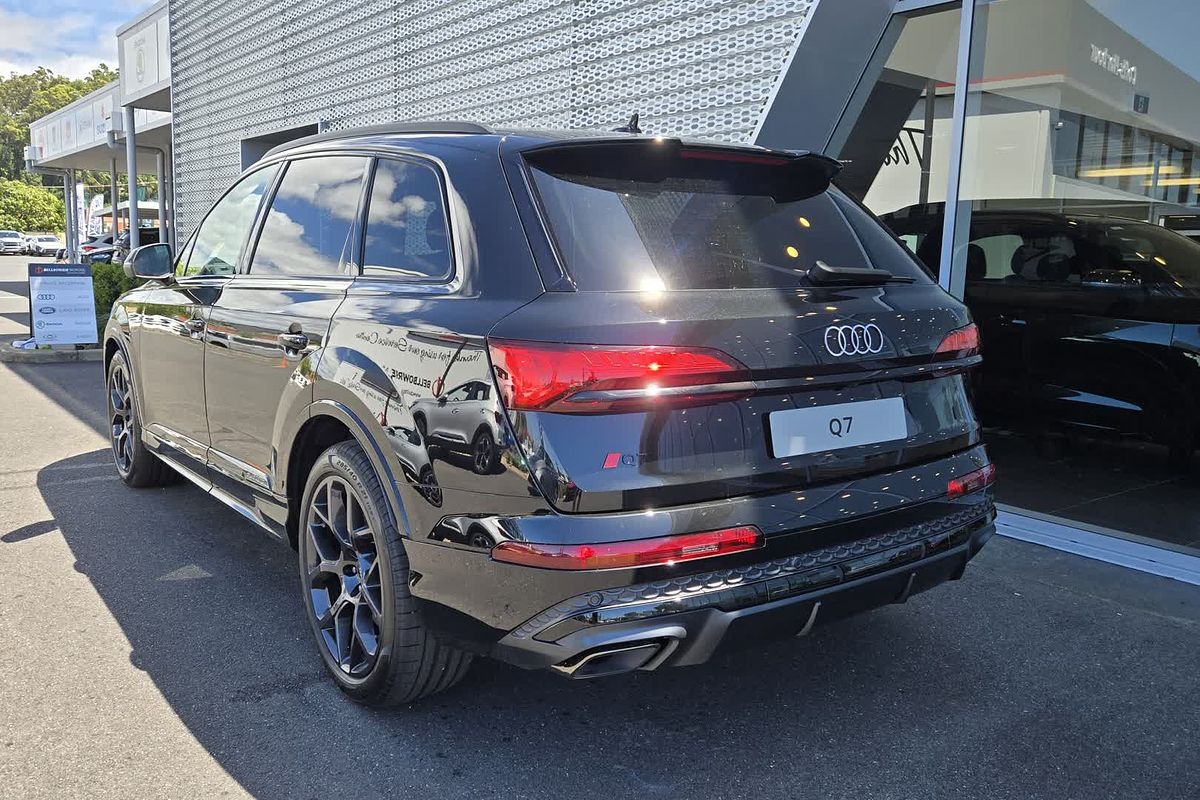 2024 Audi Q7 50 TDI S line 4M