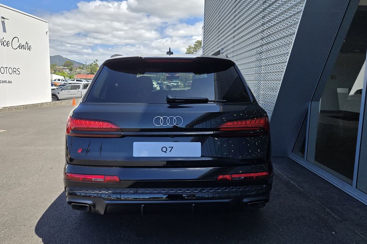 2024 Audi Q7 50 TDI S line 4M