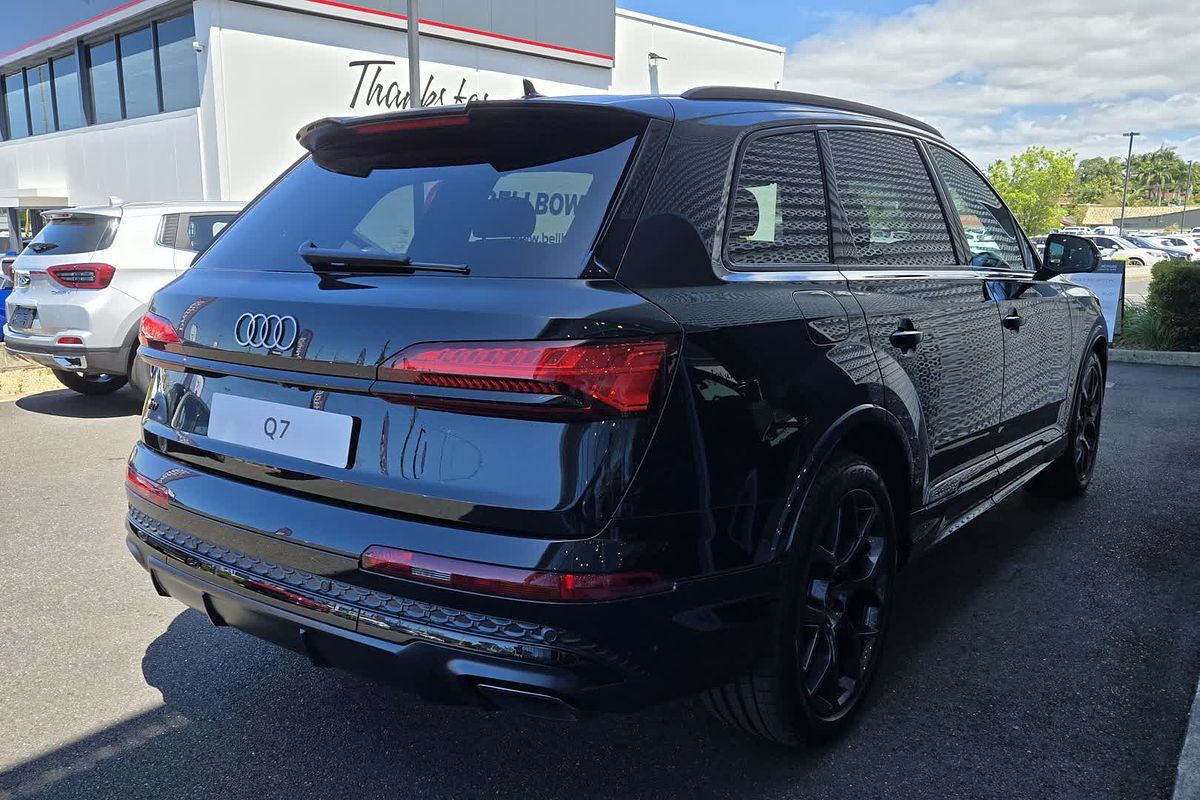 2024 Audi Q7 50 TDI S line 4M