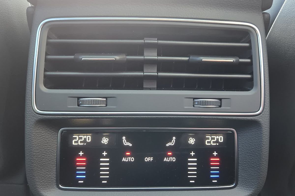 2024 Audi Q7 50 TDI S line 4M