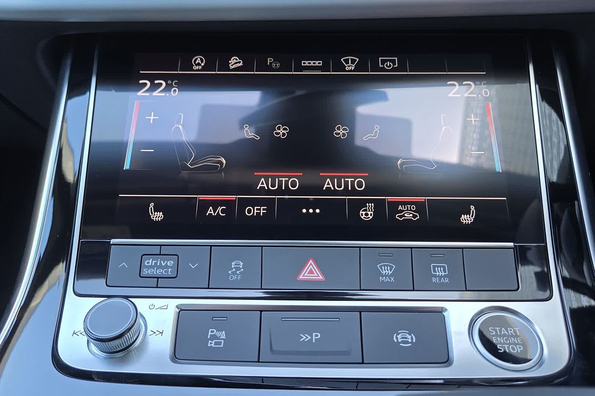 2024 Audi Q7 50 TDI S line 4M