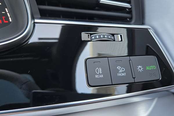 2024 Audi Q7 50 TDI S line 4M